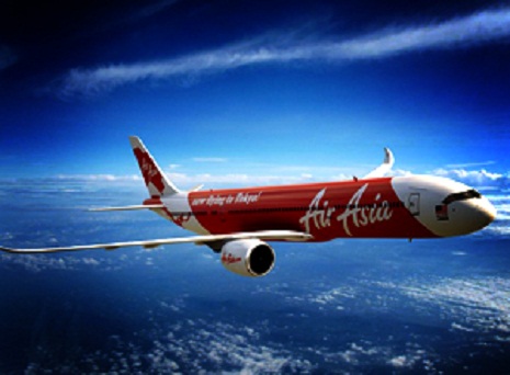 Australian plane spots objects in sea in AirAsia search area