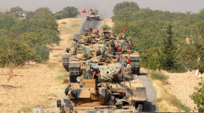 El Ejército turco sufre 16 bajas en dos días en la ofensiva contra el ISIS en Siria