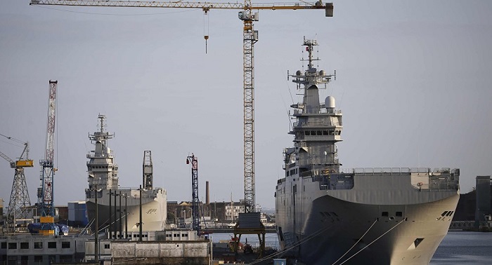 Portahelicópteros Mistral en el astillero de Saint-Nazaire, Francia (archivo)Arriba a Alejandría el primero de los dos portahelicópteros Mistral comprados por Egipto