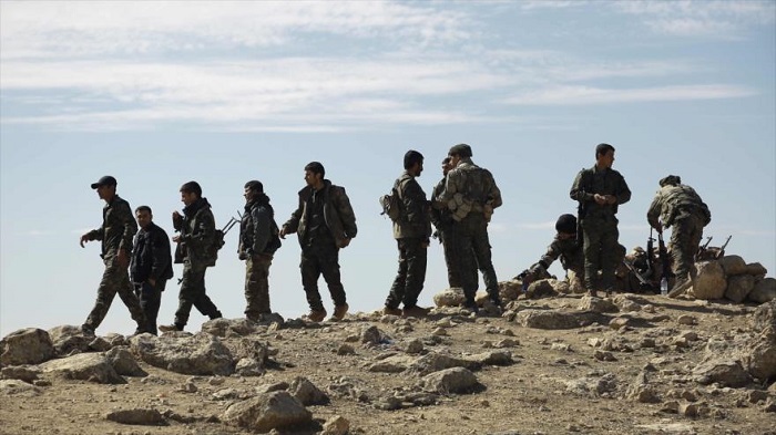 Ejército sirio y milicias kurdas acuerdan tregua en Al-Hasaka
