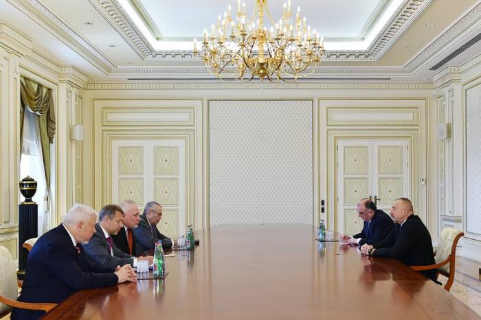 Ilham Aliyev empfängt Co-Vorsitzenden der OSZE Minsk-Gruppe