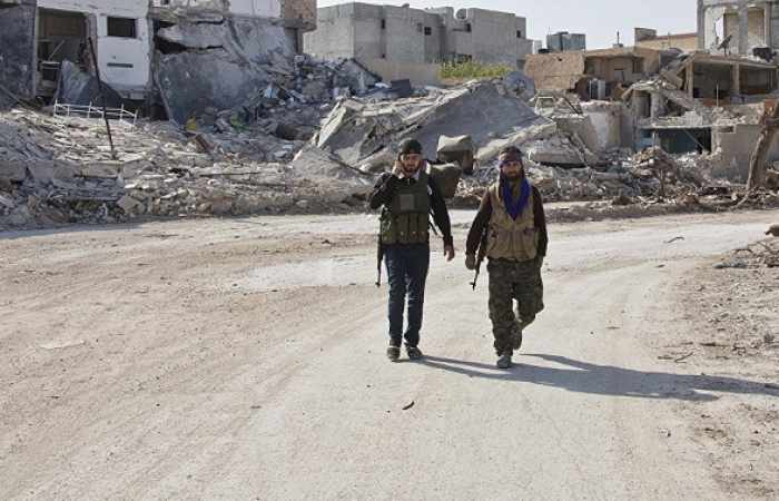 Los kurdos sirios no descartan adherir a Al Raqa a su Federación en el norte de Siria 