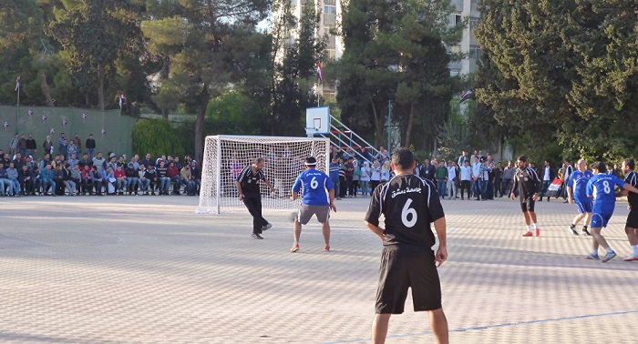 Des matchs de football amicaux organisés à Alep et à Damas contre la guerre