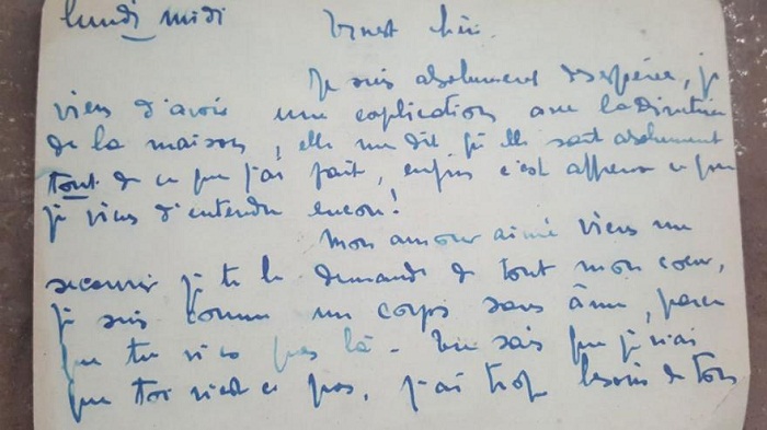 Une lettre d`amour de 1922 retrouvée dans un faux plafond