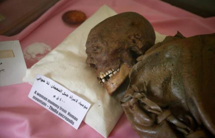 Ancient mummies rot as Yemen war vexes even the dead