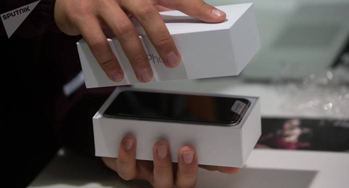 ¿A qué se debe el alto precio del iPhone? El cofundador de Apple nos da la respuesta