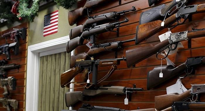 Presentan en EEUU ley para mejorar control de antecedentes penales tras tiroteo en Texas
