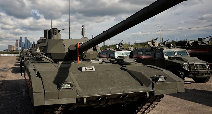 Las Fuerzas Armadas de Rusia reciben los primeros tanques Armata
