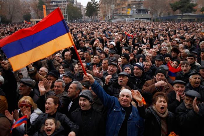 Ermənistan əhalisinin sayı 15,2 min azalıb  - (VİDEO)