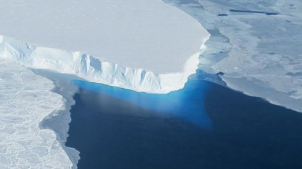 Incremento tránsito marítimo en Ártico, a causa de disminución de capa de hielo