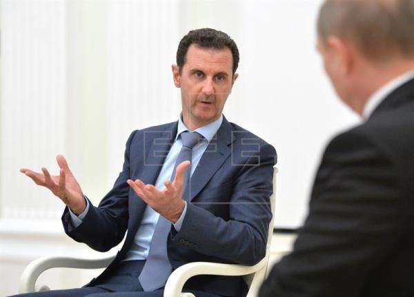 Al Asad aparece en una reunión con empresarios tras los rumores sobre su salud