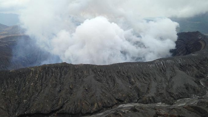 Erdbeben lassen Vulkane überschwappen
