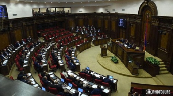 Armenia Parliament to vote on controversial constitutional reform - V?DEO