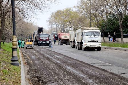Bakıda bağlanmış iki yol açıldı