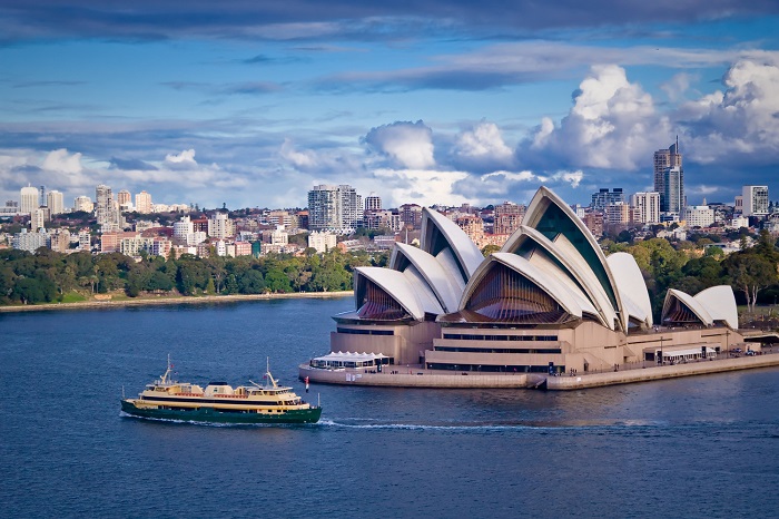 Australia ratifies greenhouse gas targets agreed on in Paris 