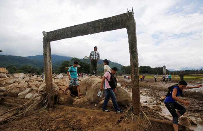 El presidente colombiano cifra en 254 las víctimas de la avalancha en Mocoa