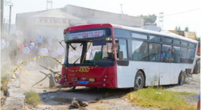 Bakıda avtobus qəzası - 8 yaralı var