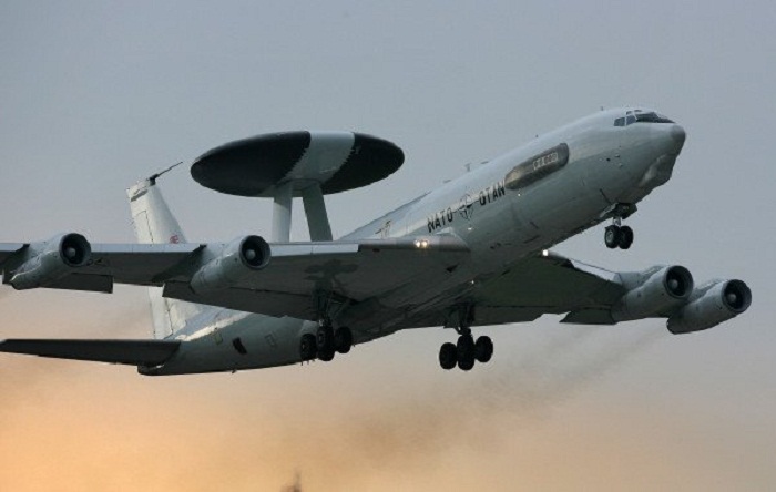 Syrien-Krieg: Nato verlegt Awacs-Flugzeuge in die Türkei