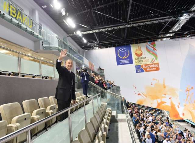 Ilham Aliyev, his spouse watched Azerbaijan-Germany volleyball match
