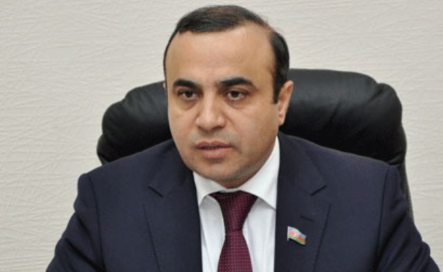 Azay Quliyevə fəxri fərman verildi