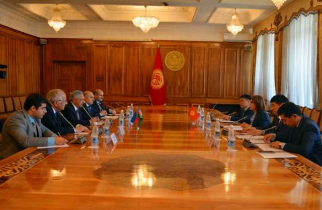 Kyrgyzstan, Azerbaijan discuss interparliamentary relations