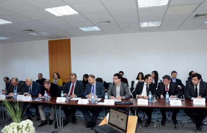 Round table on 25th anniversary of Azerbaijan-Russia ties kicks off in Baku 