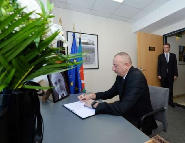 Azerbaijani president offers condolences over former German chancellor's death