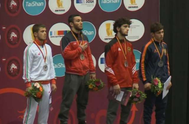 Azerbaijani wrestlers win three medals on second day of European championship
