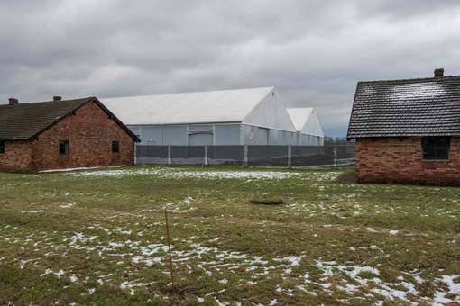 Auschwitz en chantier pour préserver la mémoire de l`Holocauste