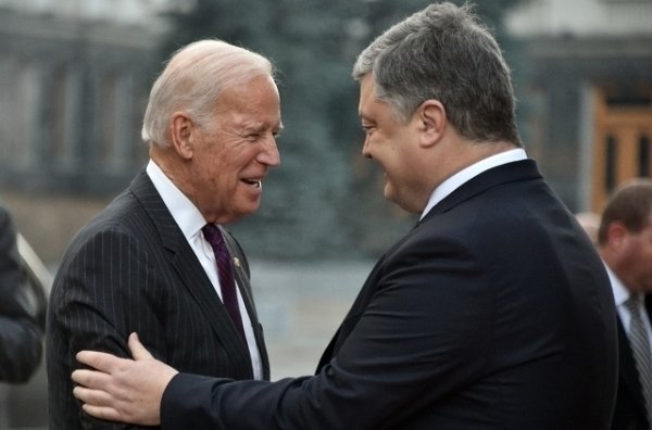 Biden à Kiev pour assurer de son soutien