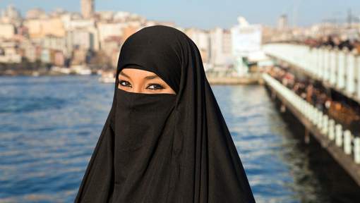 Le Maroc fait la chasse à la burqa