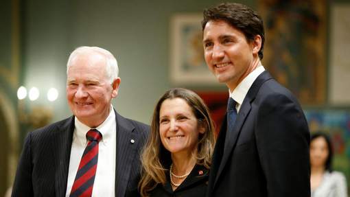 Le Canada change de ministre des Affaires étrangères avant l`ère Trump