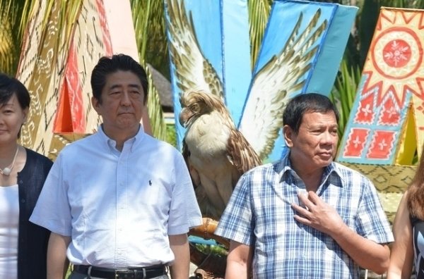 Enquête sur les aveux du président Duterte