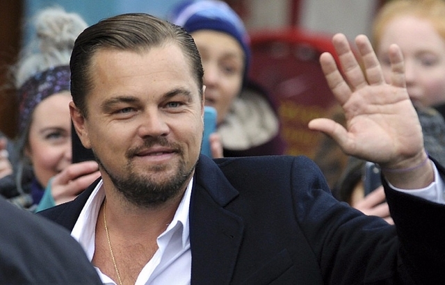 Leonardo DiCaprio mange dans un resto caritatif