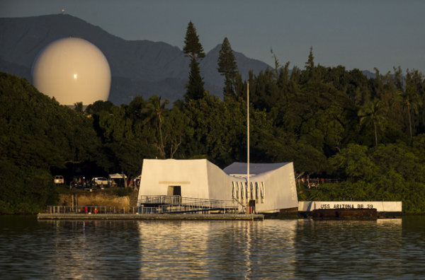 Après Hiroshima, Obama et Abe à Pearl Harbor