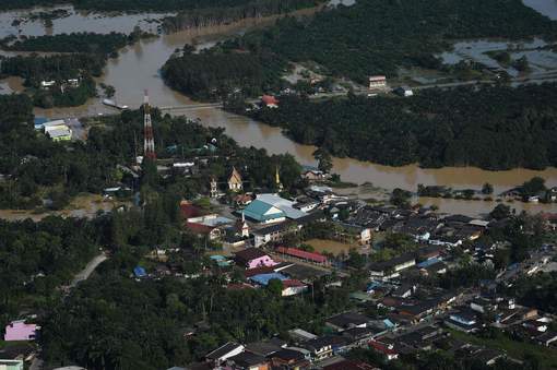 Les fortes pluies ont déjà fait 85 morts dans le sud de la Thaïlande