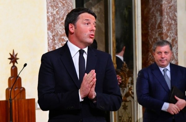 Renzi veut se relancer avec un congrès du PD