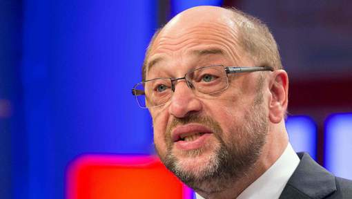 Martin Schulz accusé de dérive populiste face à Merkel