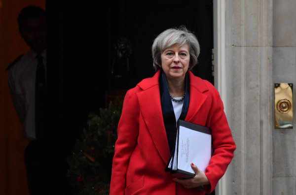 Theresa May rencontrera Donald Trump au printemps