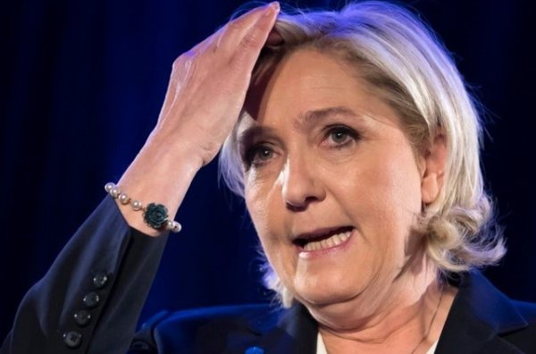Marine Le Pen refuse de restituer 300`000 euros