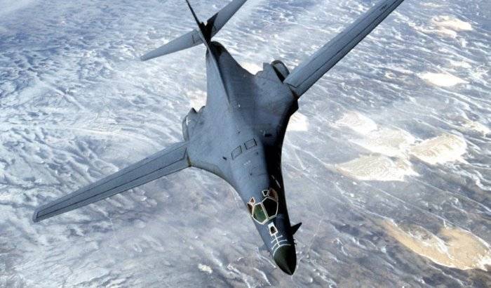 EEUU responde a Corea del Norte con el envío de dos B-1 para reforzar Guam