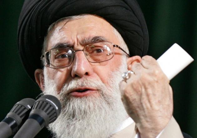 Khamenei: "la main divine" vengera l`exécution du cheikh saoudien chiite