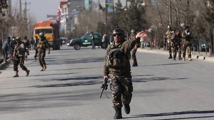 Dutzende sterben bei Anschlag in Kabul