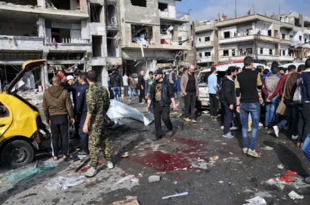 Syrie: plus de 45 morts dans un attentat à Homs, John Kerry en Jordanie