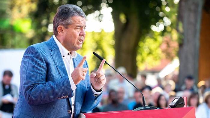 Laut Gabriel will Merkel Dieselverbot ab 2030