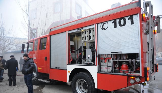 Yataqxanada yanğın: 30 nəfər təxliyə edildi