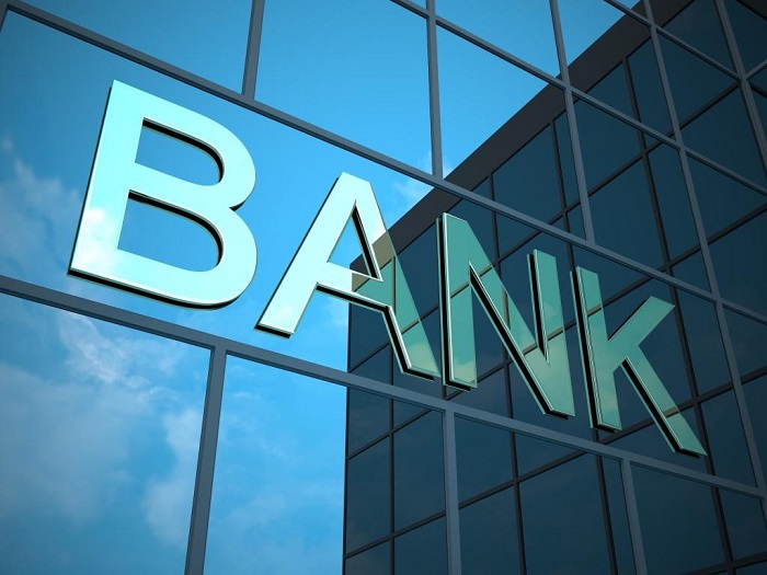 Azerbaijani financial regulator has no plans to close banks 