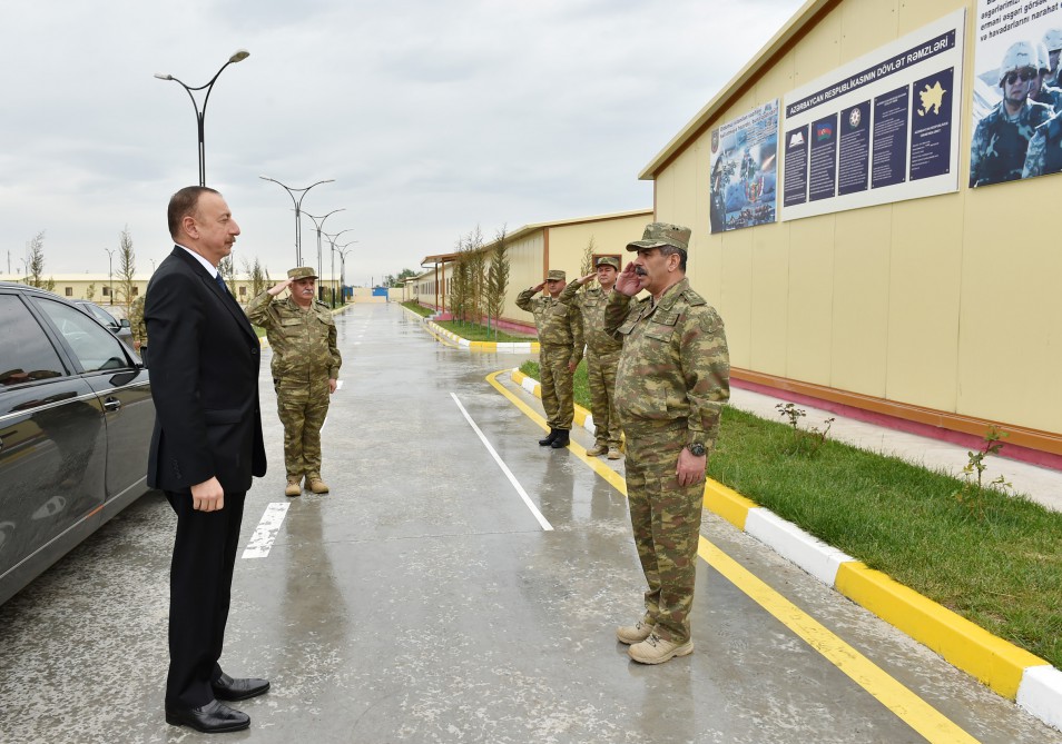 Präsident Ilham Aliyev besucht die Regionen Terter, Barda und Agdam