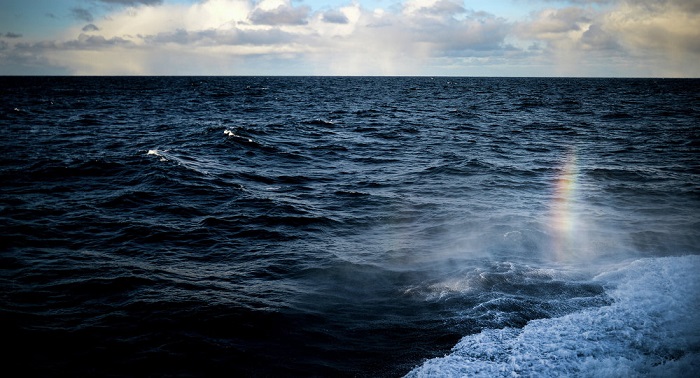 Mar de Barents: remolcan desde las profundidades una locomotora de la II Guerra Mundial 