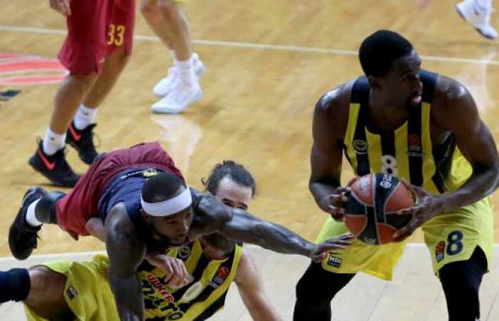 Basketball: Fenerbahçe schlägt Barcelona Lassa